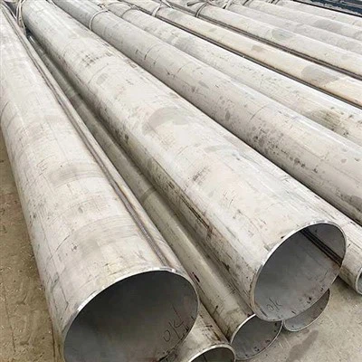 Pièce sans couture en acier inoxydable et soudé